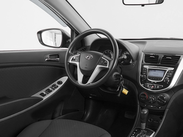 Hyundai Solaris, I фото №10