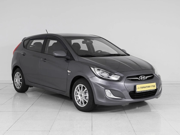 Hyundai Solaris, I фото №3