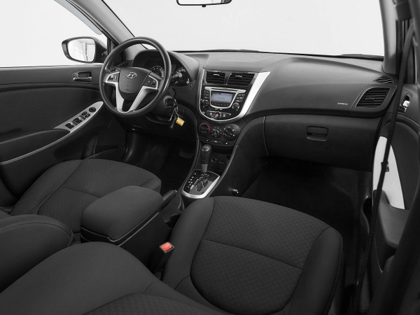 Hyundai Solaris, I фото №7