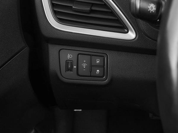 Hyundai Solaris, II фото №13