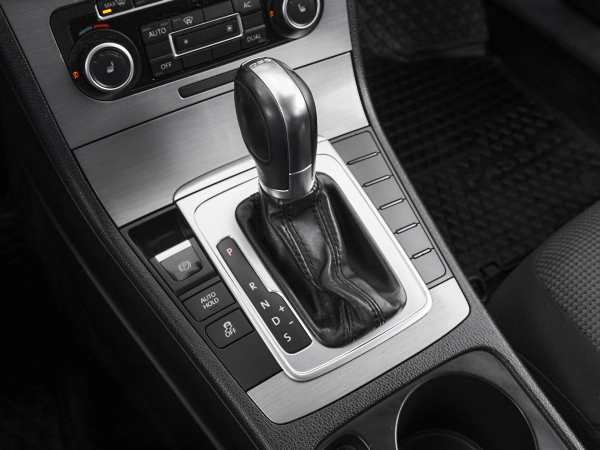 Volkswagen Passat, B7 фото №16