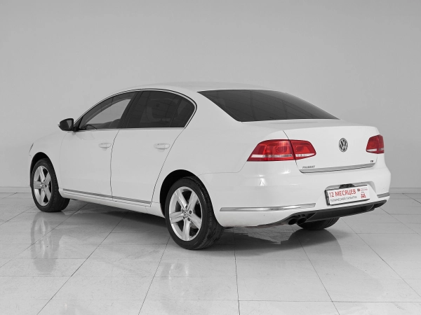 Volkswagen Passat, B7 фото №4