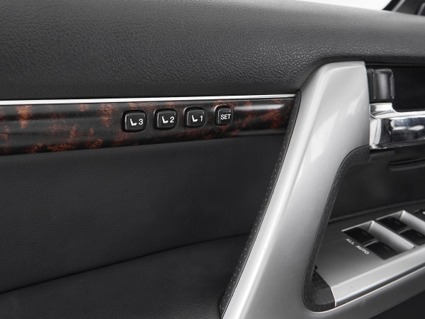 Toyota Land Cruiser, 200 Series Рестайлинг 1 фото №15