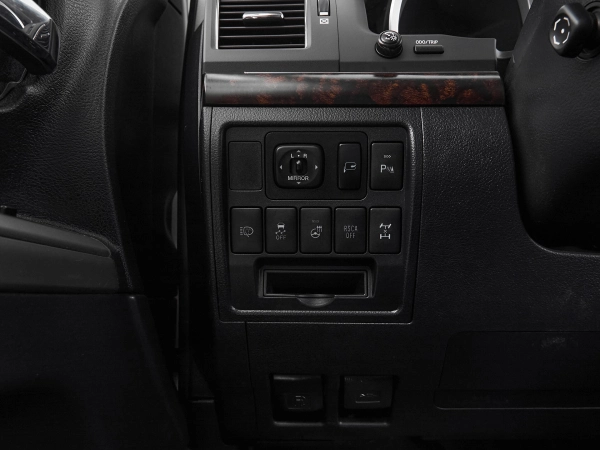 Toyota Land Cruiser, 200 Series Рестайлинг 1 фото №17