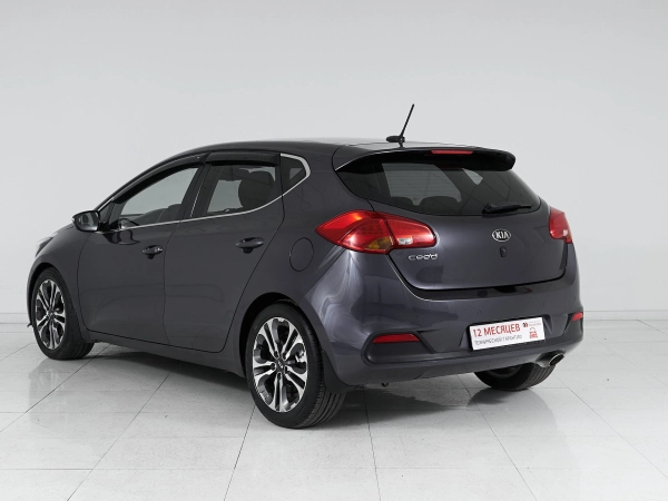 Kia Ceed, II фото №4