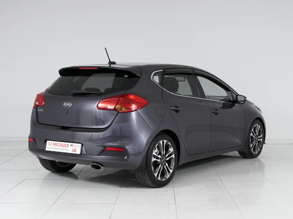 Kia Ceed, II фото №6