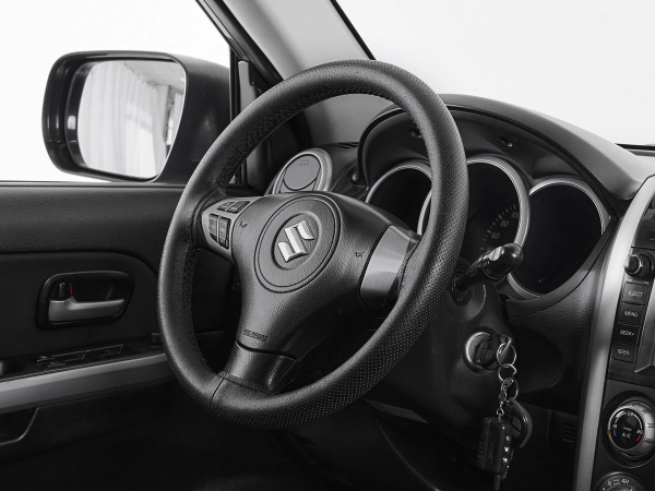 Suzuki Grand Vitara, II Рестайлинг фото №10