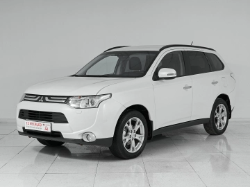 Mitsubishi Outlander, III 2013 Ultimate фото
