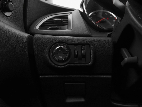 Opel Astra, J Рестайлинг фото №12