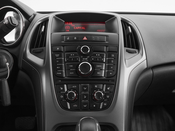 Opel Astra, J Рестайлинг фото №15