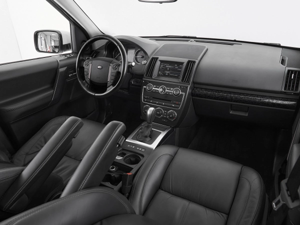 Land Rover Freelander, II Рестайлинг 2 фото №9
