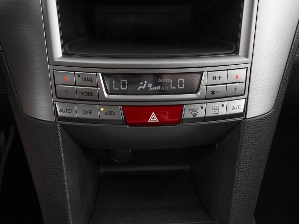 Subaru Legacy, V фото №16