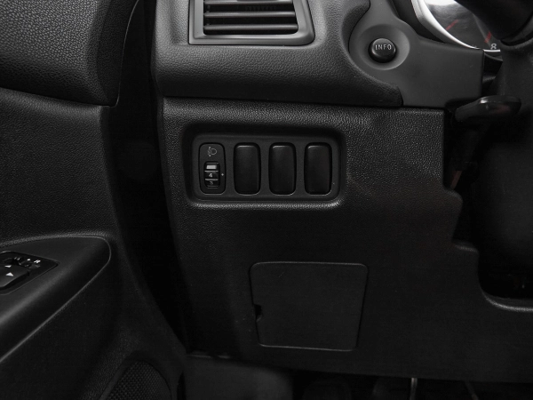 Mitsubishi ASX, I Рестайлинг фото №12