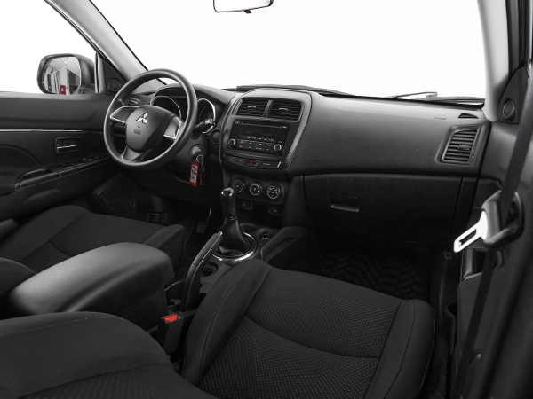 Mitsubishi ASX, I Рестайлинг фото №9