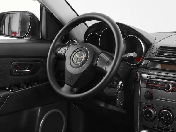 Mazda 3, I (BK) Рестайлинг фото №10