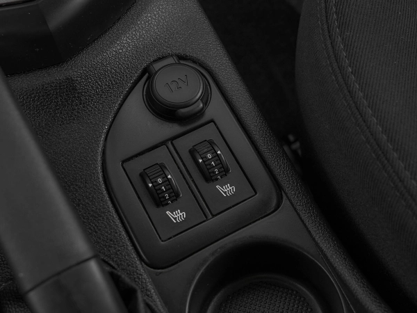 Peugeot 408, I фото №15