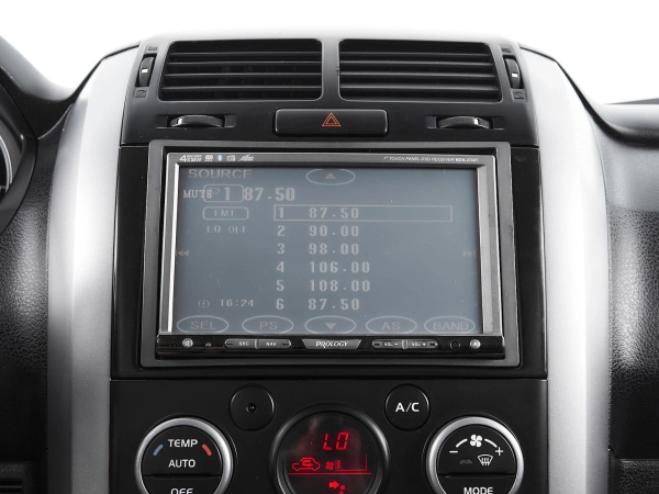 Suzuki Grand Vitara, II фото №15