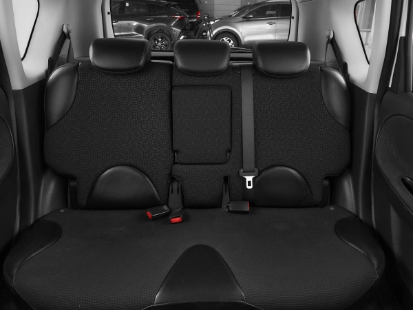 Nissan Note, I Рестайлинг фото №17