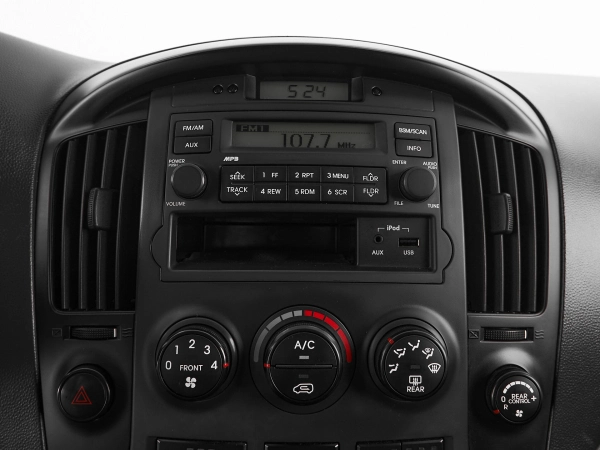 Hyundai Grand Starex, I фото №13