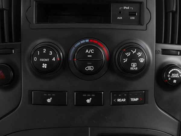 Hyundai Grand Starex, I фото №14