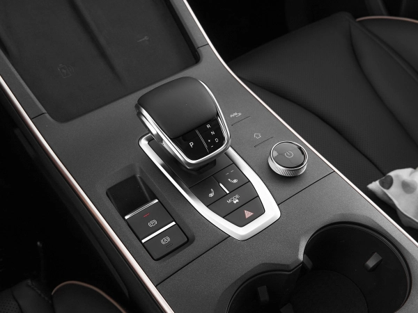 OMODA C5, I фото №17