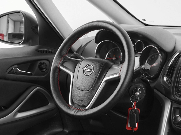 Opel Zafira, C фото №10
