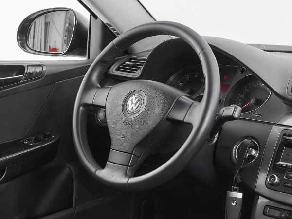 Volkswagen Passat, B6 фото №10