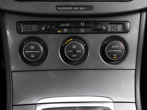 Volkswagen Passat, B6 фото №15