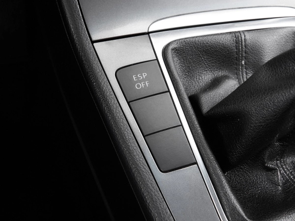 Volkswagen Passat, B6 фото №16