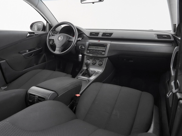Volkswagen Passat, B6 фото №7