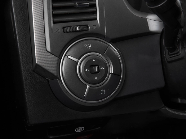 SsangYong Kyron, I Рестайлинг фото №12
