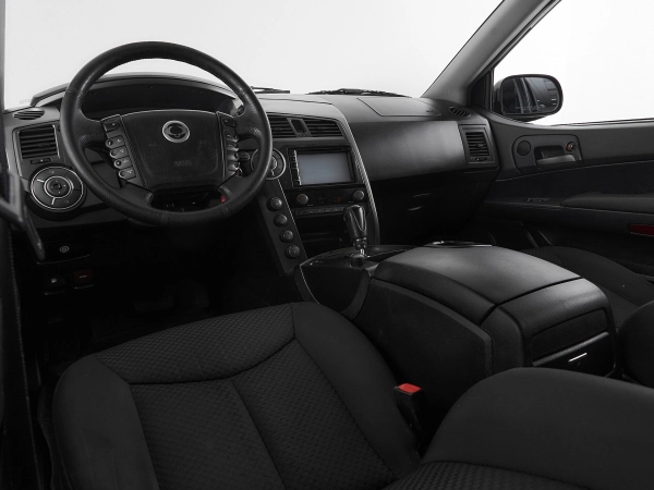 SsangYong Kyron, I Рестайлинг фото №8