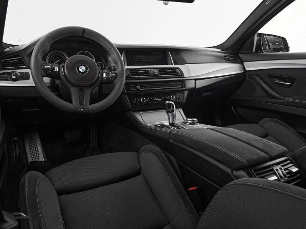 BMW 5 серии, VI (F10/F11/F07) Рестайлинг фото №7