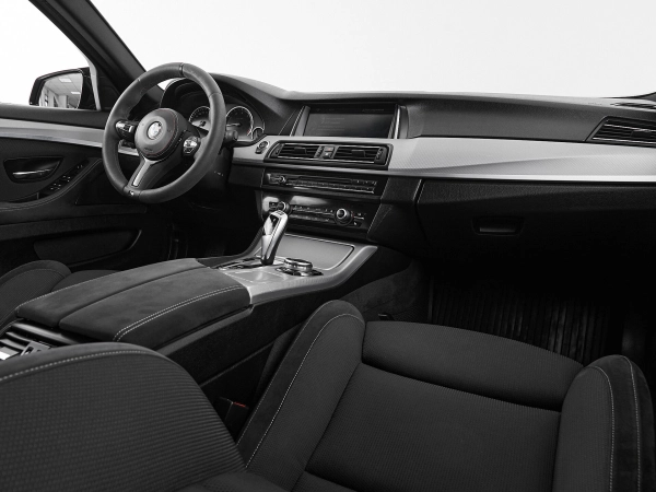 BMW 5 серии, VI (F10/F11/F07) Рестайлинг фото №9