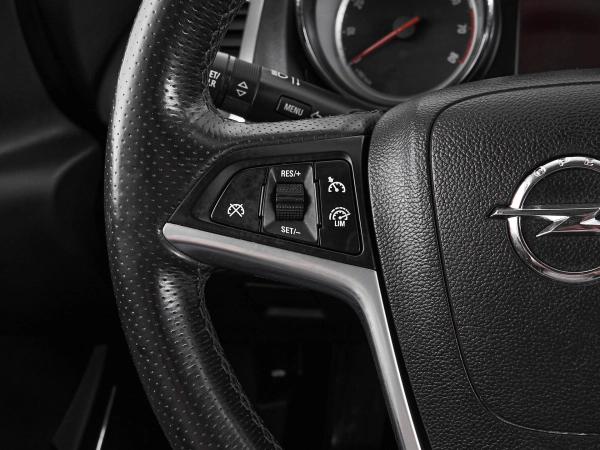 Opel Astra, J Рестайлинг фото №10