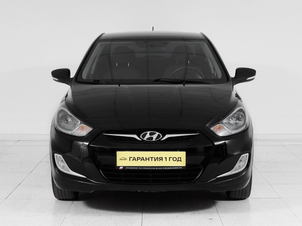 Hyundai Solaris, I фото №2