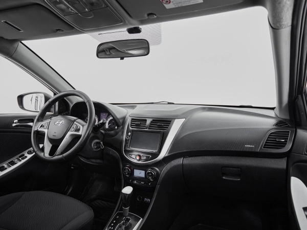 Hyundai Solaris, I фото №9