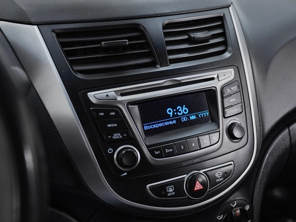 Hyundai Solaris, I Рестайлинг фото №14