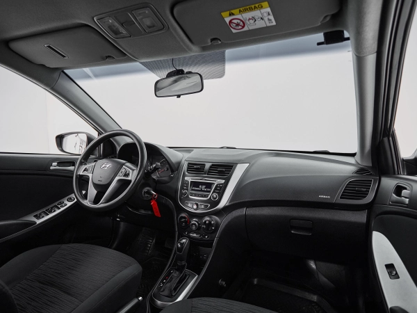Hyundai Solaris, I Рестайлинг фото №9