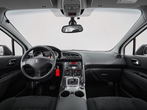 Peugeot 3008, I фото №8