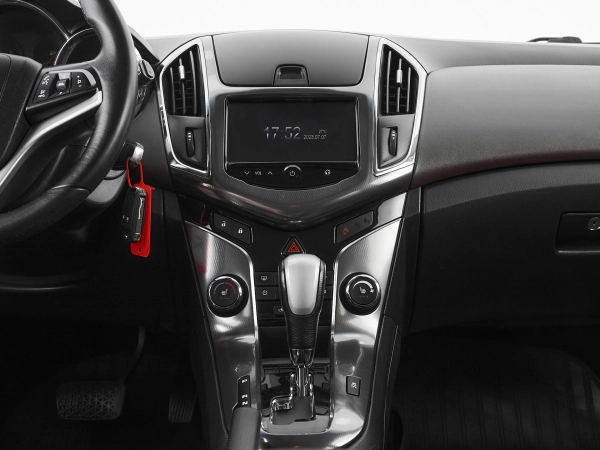 Chevrolet Cruze, I Рестайлинг фото №15
