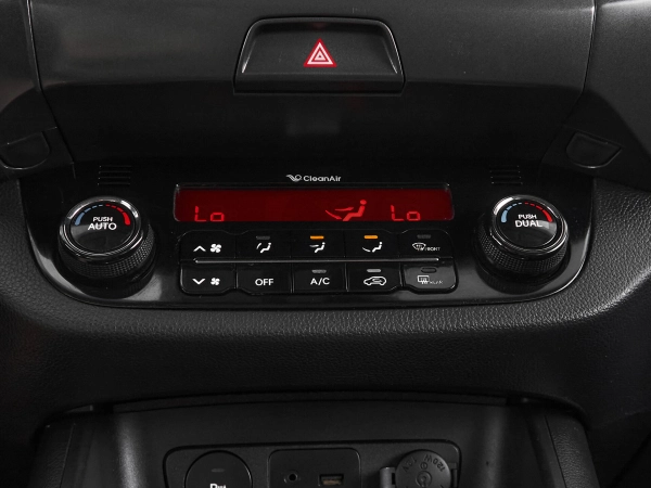Kia Sportage, III фото №17