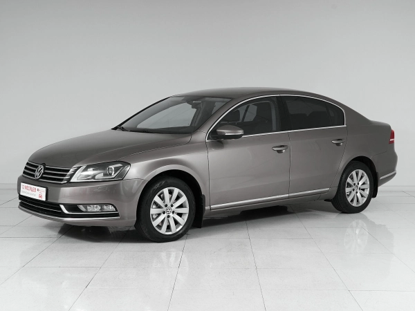 Volkswagen Passat, B7 фото №1