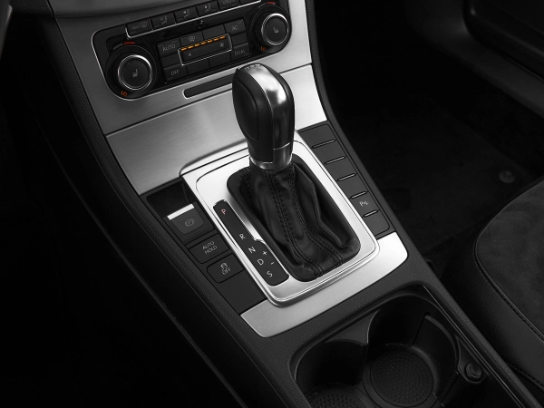 Volkswagen Passat, B7 фото №18