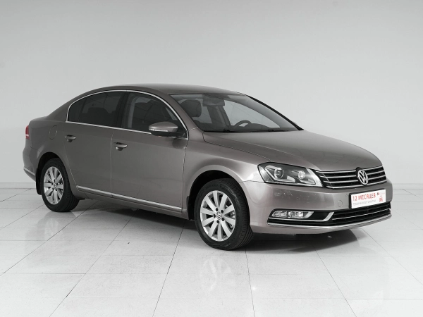 Volkswagen Passat, B7 фото №3