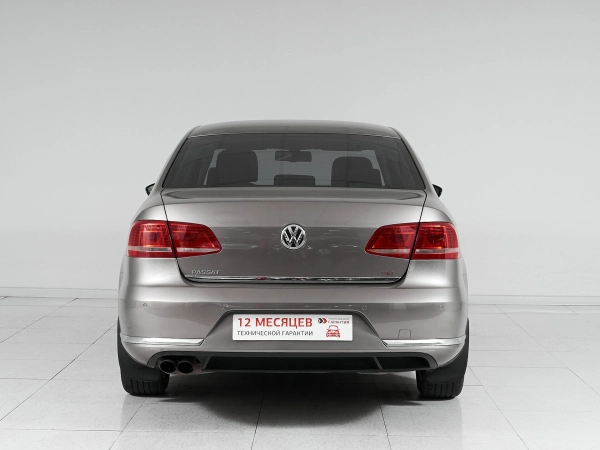 Volkswagen Passat, B7 фото №5