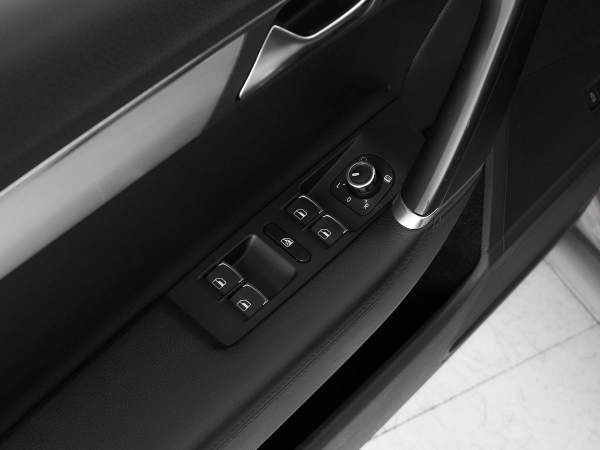 Volkswagen Passat, B7 фото №7