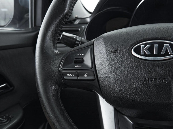 Kia Rio, III фото №11