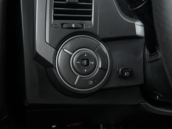 SsangYong Kyron, I Рестайлинг фото №12