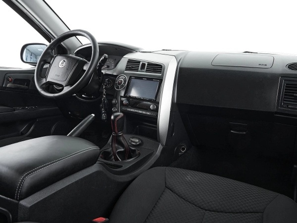 SsangYong Kyron, I Рестайлинг фото №7